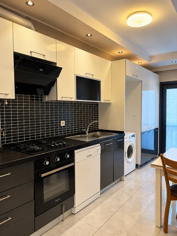 Şehir Residence — Mutfak ve çamaşır makinesi