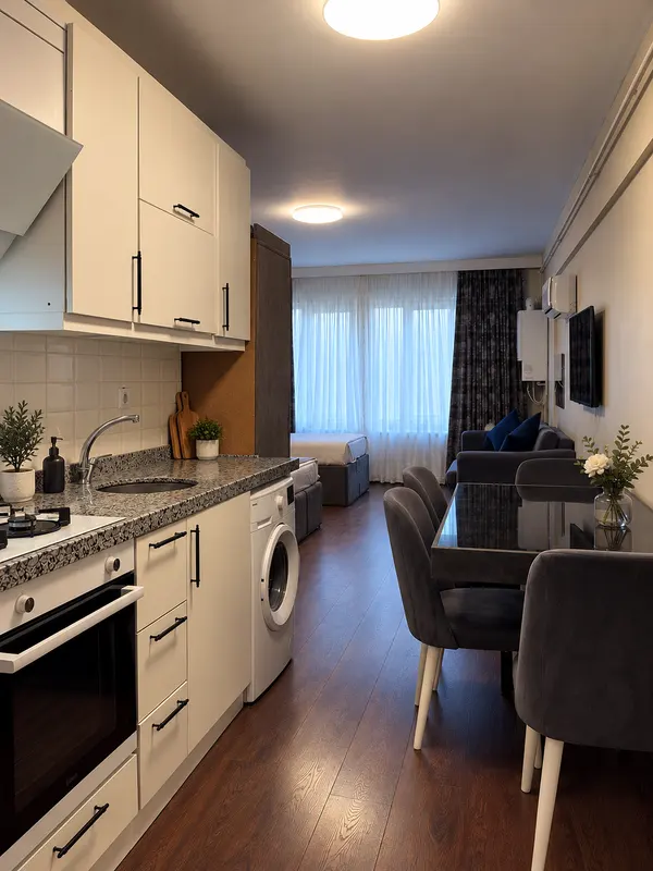 Antrasit Residence — Mutfaktan salona genel görünüm