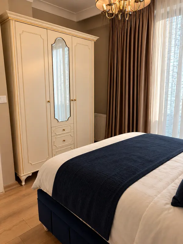 Klasik Residence — Yatak odası ve gardırop
